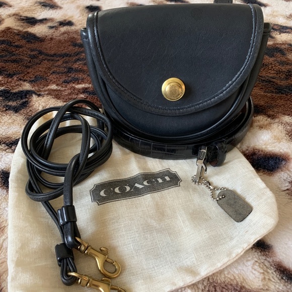 Coach Handbags - 🇺🇸coach Vtg mini belt bag/fanny pack